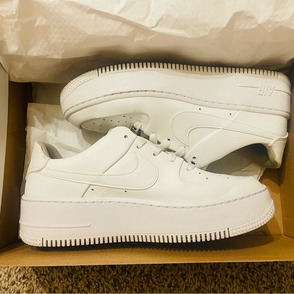 AF1 SAGE LOW NIKE